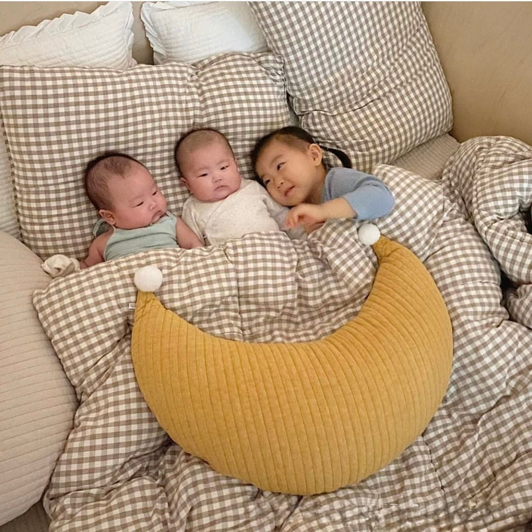 Baby Mond-Kuschelkissen