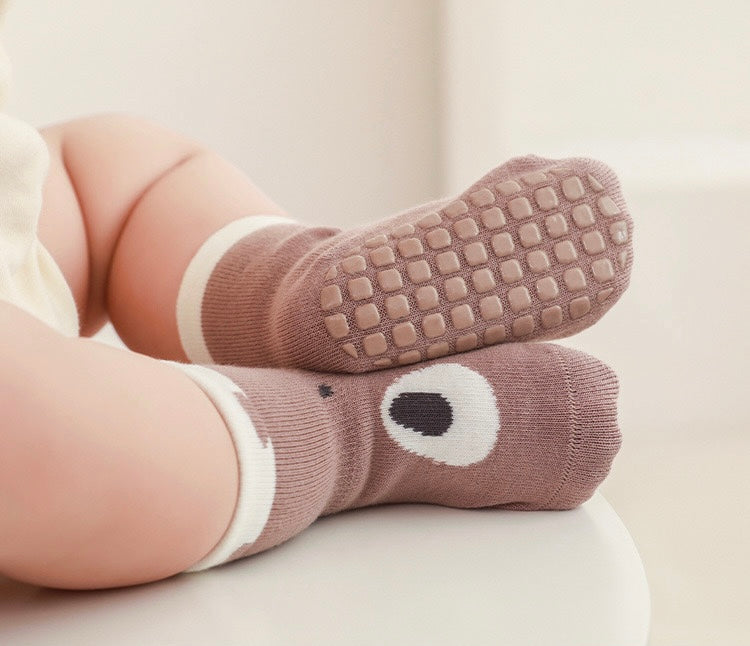 Running socks for babies