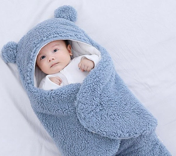 Newborn sleeping bag – Warm baby blanket for fall and winter